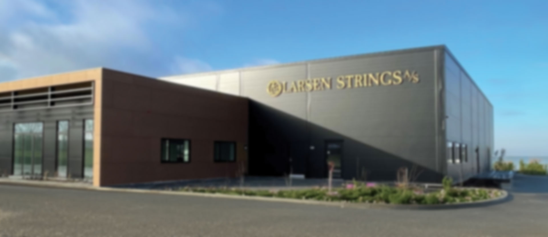 Larsen Strings — виробництво в Данії
