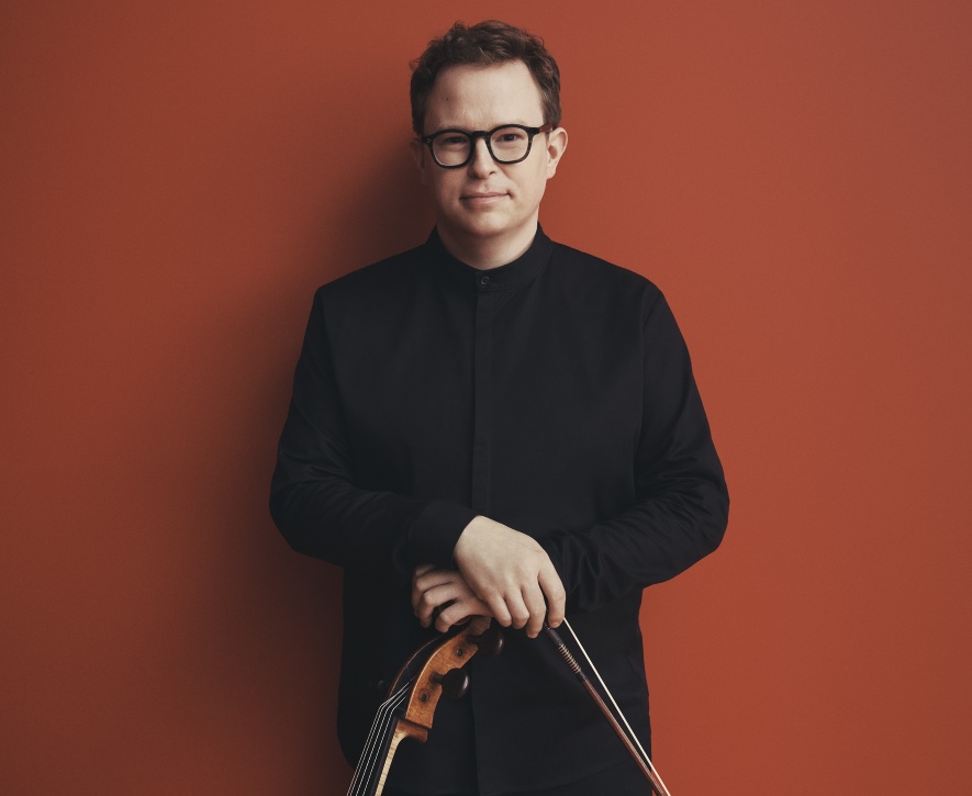 Timo-Veikko Valve ©Simon Lekias 2024_edited Timo-Veikko “Tipi” Valve Cello © Christie Brewster